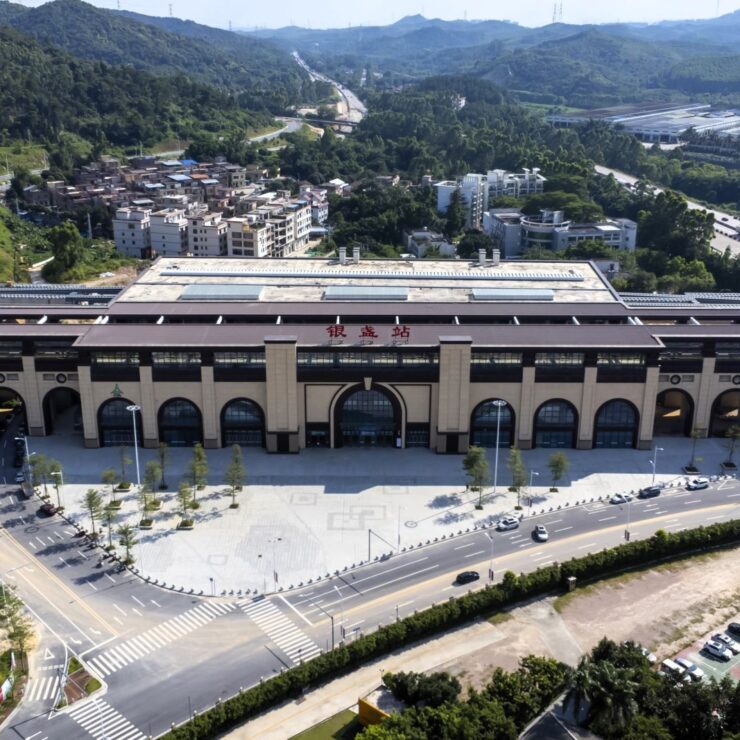 🚄 From High-Speed Rails to Giraffe Turrets: Your Ultimate Guide to Yinzhan Railway Station for Guests of Chimelong Giraffe Castle